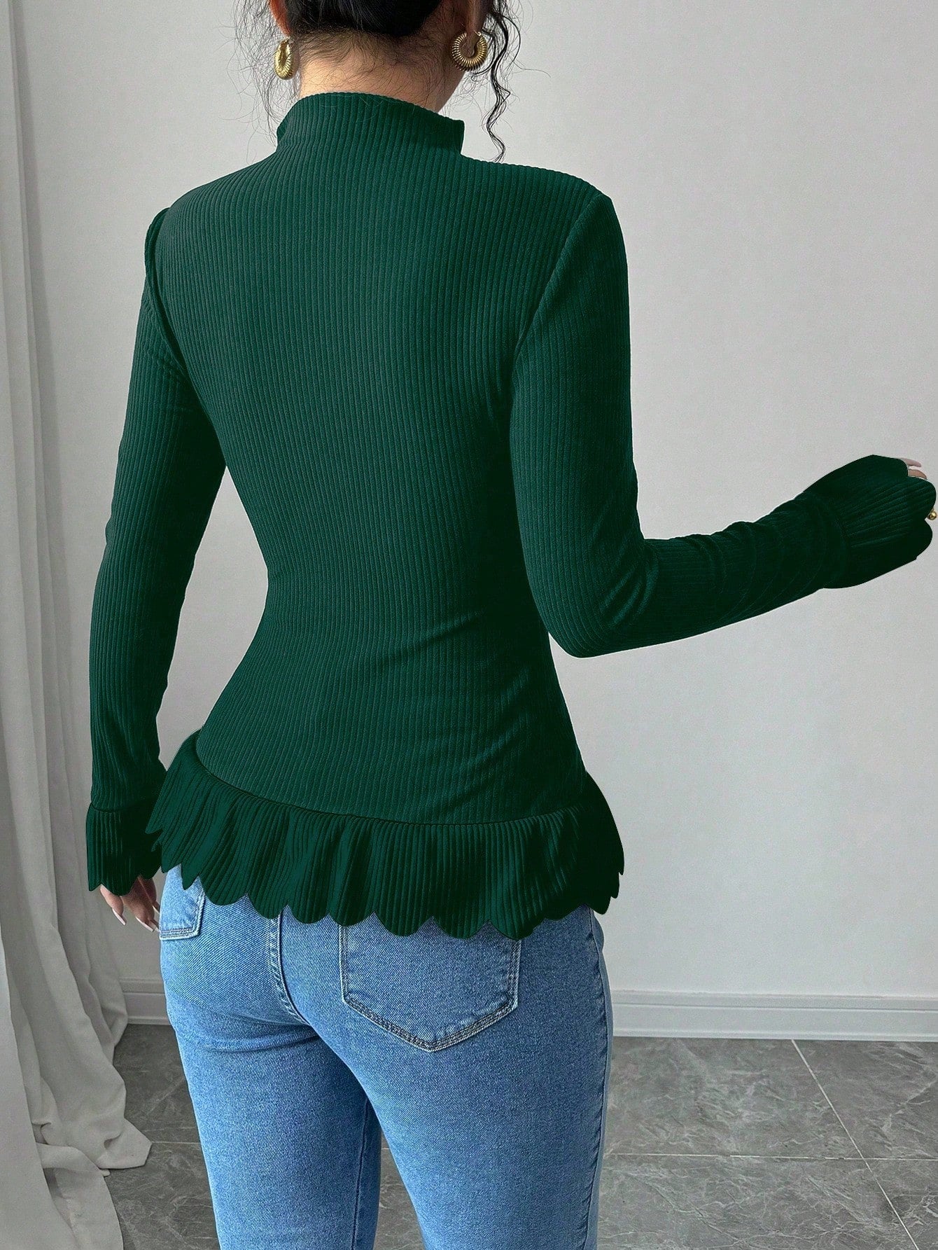 Elenzga Women'S Minimalist Solid Color Fitted Asymmetric Hem Long Sleeve Turtleneck T-Shirt